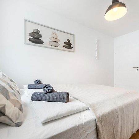 Central City Lofts Виена Екстериор снимка